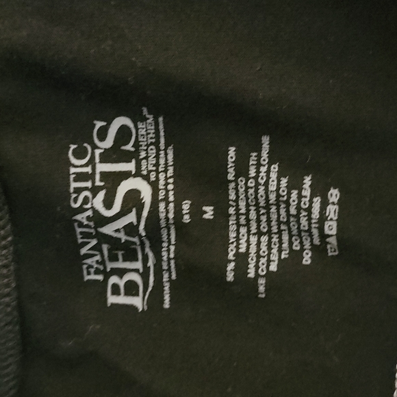 Fantastic beasts and where to find them tshirt - Picture 3 of 4